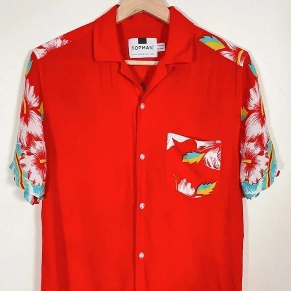 TOPMAN | HAWAII RED  GRAPHIC SHIRT - Picture 4 of 11